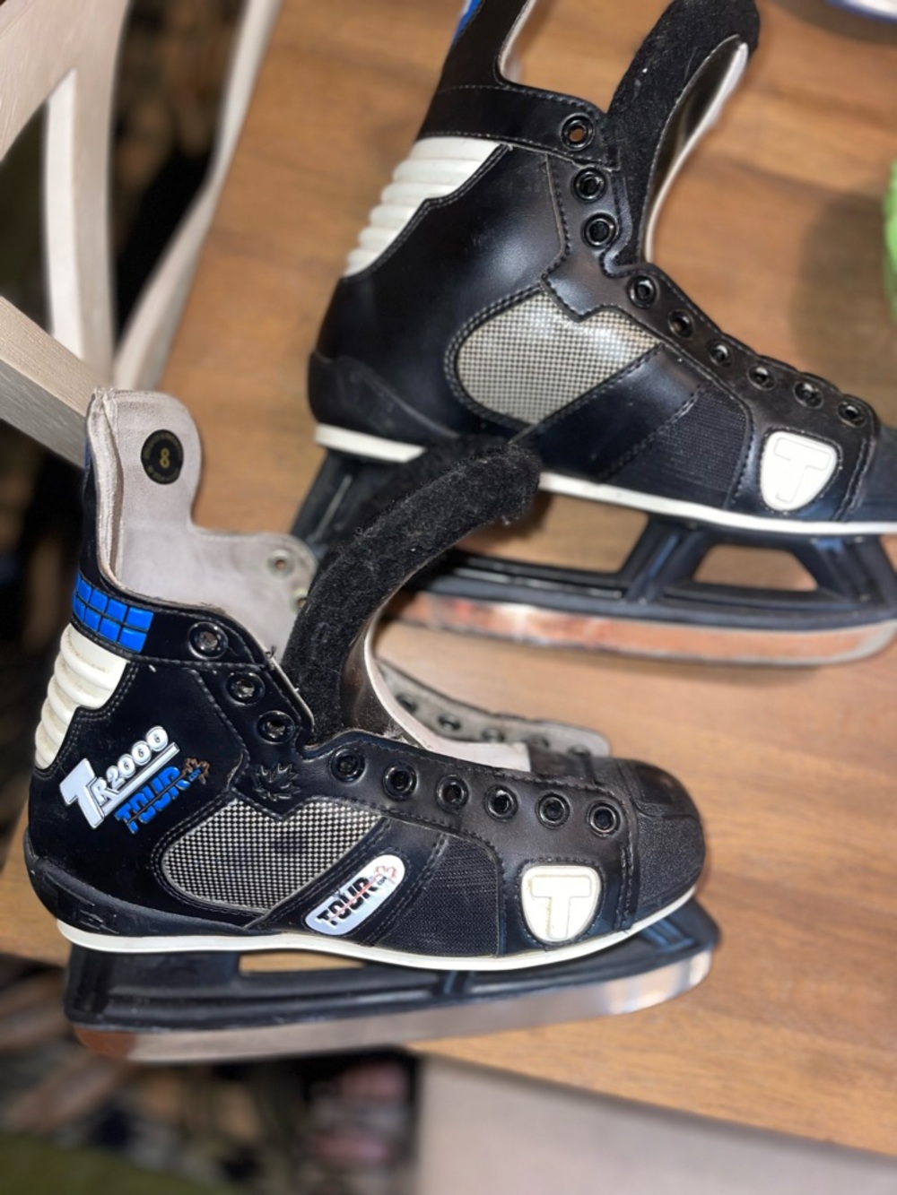 Vintage Tour TR-2000 Senior Ice Hockey Skates | Men’s 8 | Made in Canada